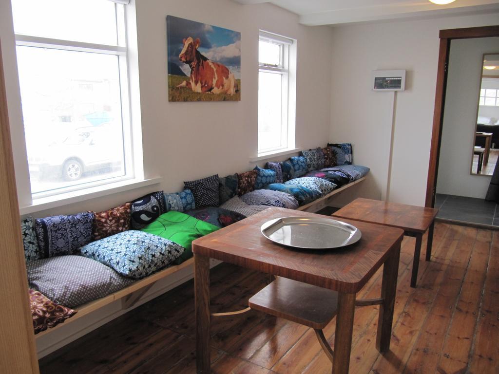 Saudarkrokur Grand-Inn Bar And Bed מראה חיצוני תמונה
